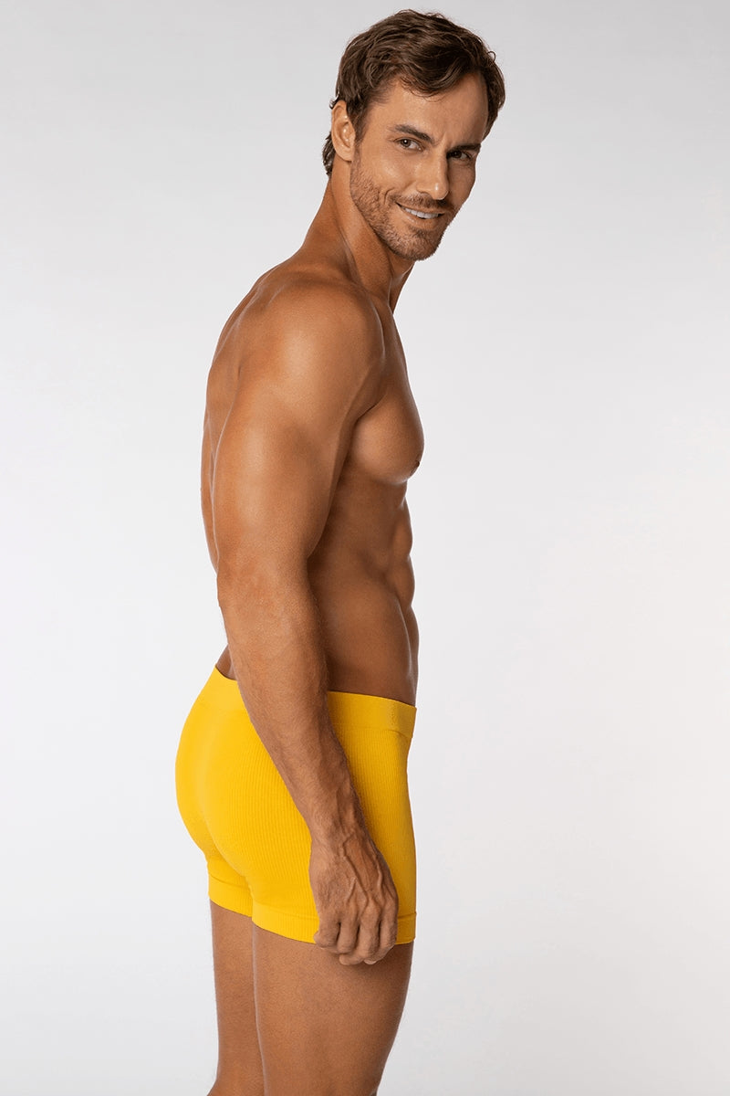 Amarelo